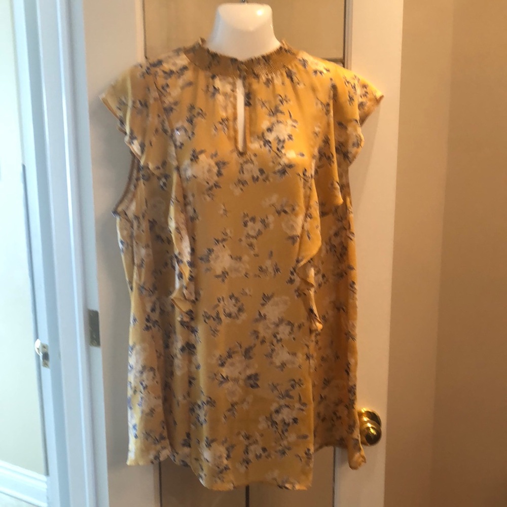 Ruffled Flutter Sleeve Floral Blouse in Mustard Yellow